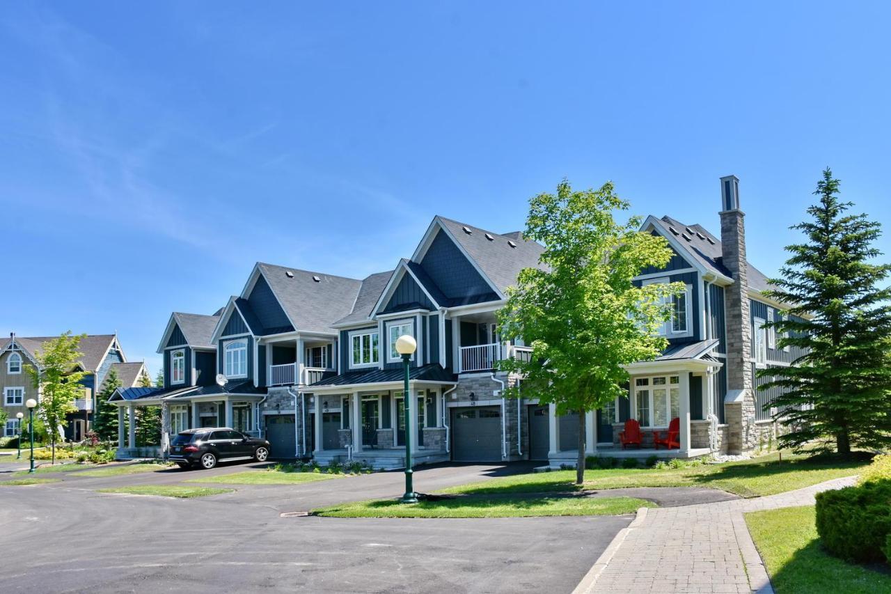 New Blue Mountain Village Snowbridge Executive Townhome Sleeps 10 With Outdoor Pool And Shuttle Nottawa Exteriér fotografie