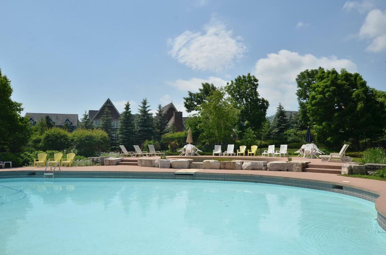 New Blue Mountain Village Snowbridge Executive Townhome Sleeps 10 With Outdoor Pool And Shuttle Nottawa Exteriér fotografie